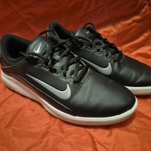 Nike Vapor Pro golf shoes.